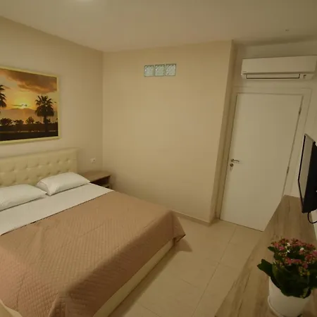 Lungomare Rooms By Oslo *